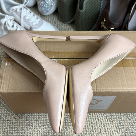 NWOT • Nine West Women's Tatiana Dress Pump • Natural Leather • Size 8.5 • 4in - Picture 8 of 17